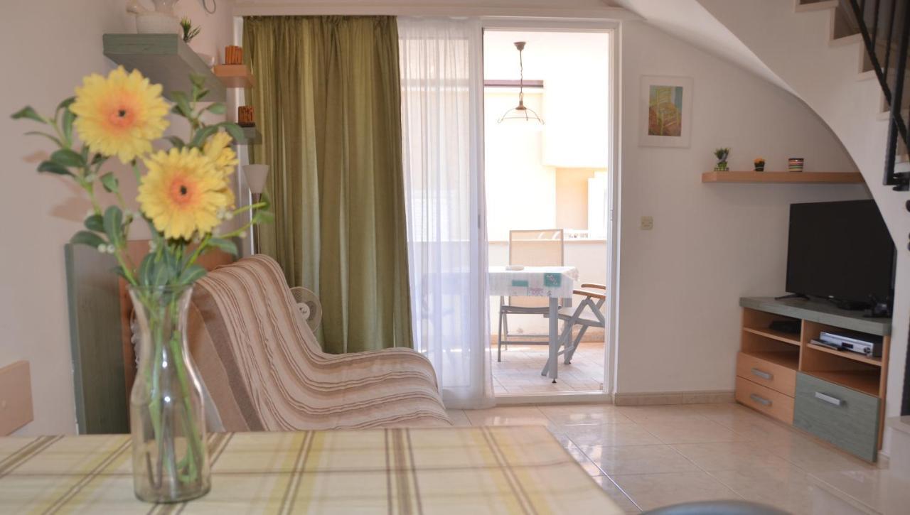 Apartman Ananda Bol - 2 Bedrooms, 7 Beds ภายนอก รูปภาพ
